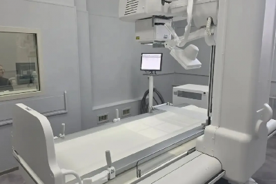 В Сахалинской областной больнице введен в эксплуатацию новый цифровой рентген-аппарат