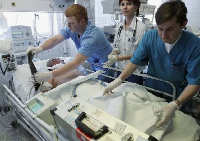 Девушку доставили в токсикологический центр Института Склифосовского с укусом кобры Девушку доставили в токсикологический центр Института Склифосовского с укусом кобры