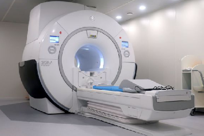 Уральцы смогут пройти исследование МРТ на аппарате с искусственным интеллектом