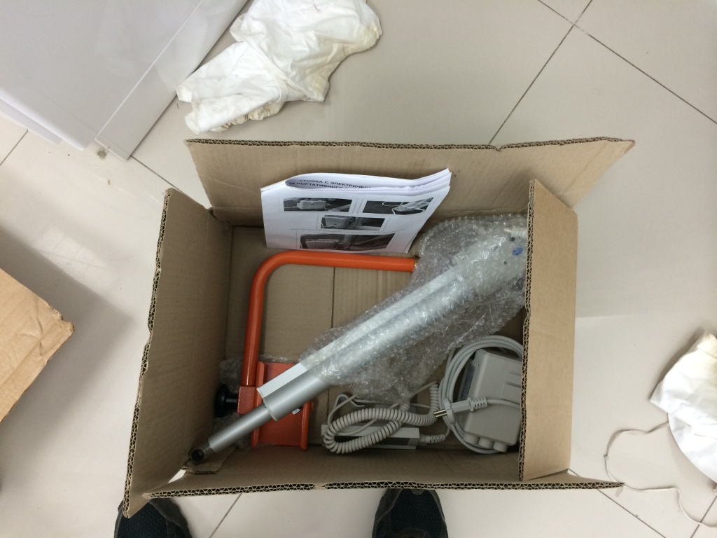 Укладка электрической стойки для рентгенаппарата Poskom PXP-60HF