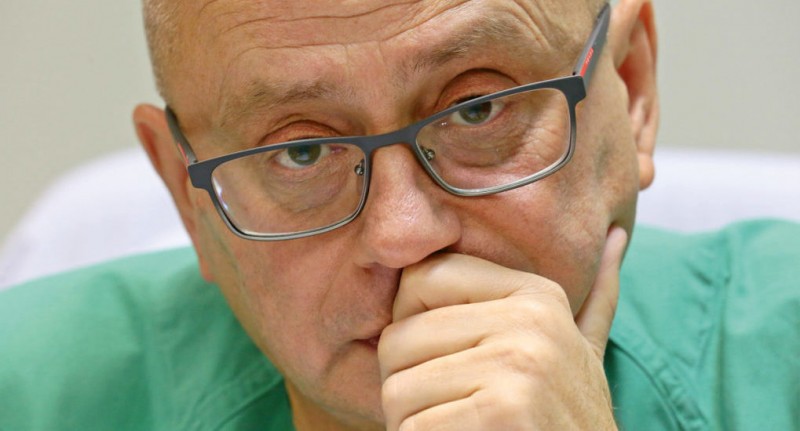 Андрей Вячеславович Лопатин, заведующий отделением челюстно-лицевой хирургии РДКБ, Москва Андрей Вячеславович Лопатин, заведующий отделением челюстно-лицевой хирургии РДКБ, Москва